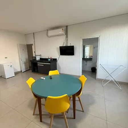 Flat Central-3